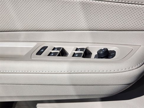 New 2026 Volkswagen Atlas SEL Premium R-Line image 4