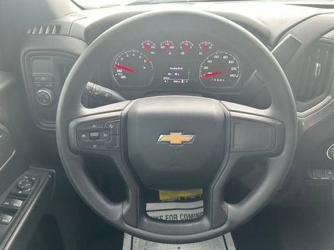 Used 2026 Chevrolet Silverado 1500 Custom RWD image 10