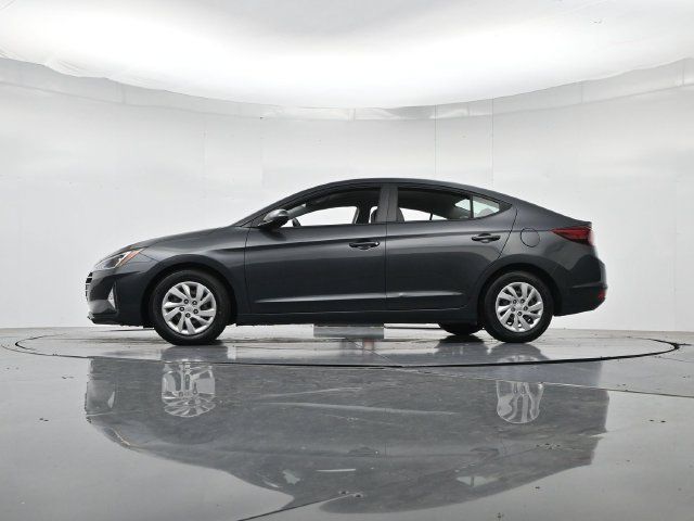Used 2020 Hyundai Elantra SE FWD image 37