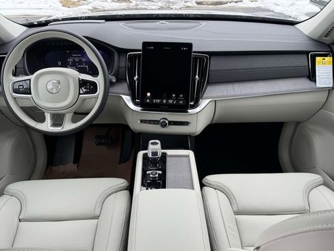 New 2026 Volvo XC90 B5 Ultra w/ Protection Package Premier AWD/4WD image 2