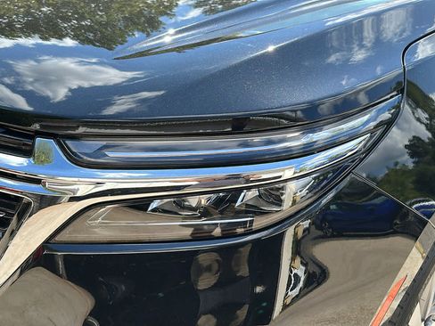 Used 2022 Chevrolet Equinox Premier image 9