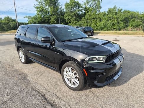 Used 2024 Dodge Durango R/T w/ Trailer Tow Group IV AWD/4WD image 3