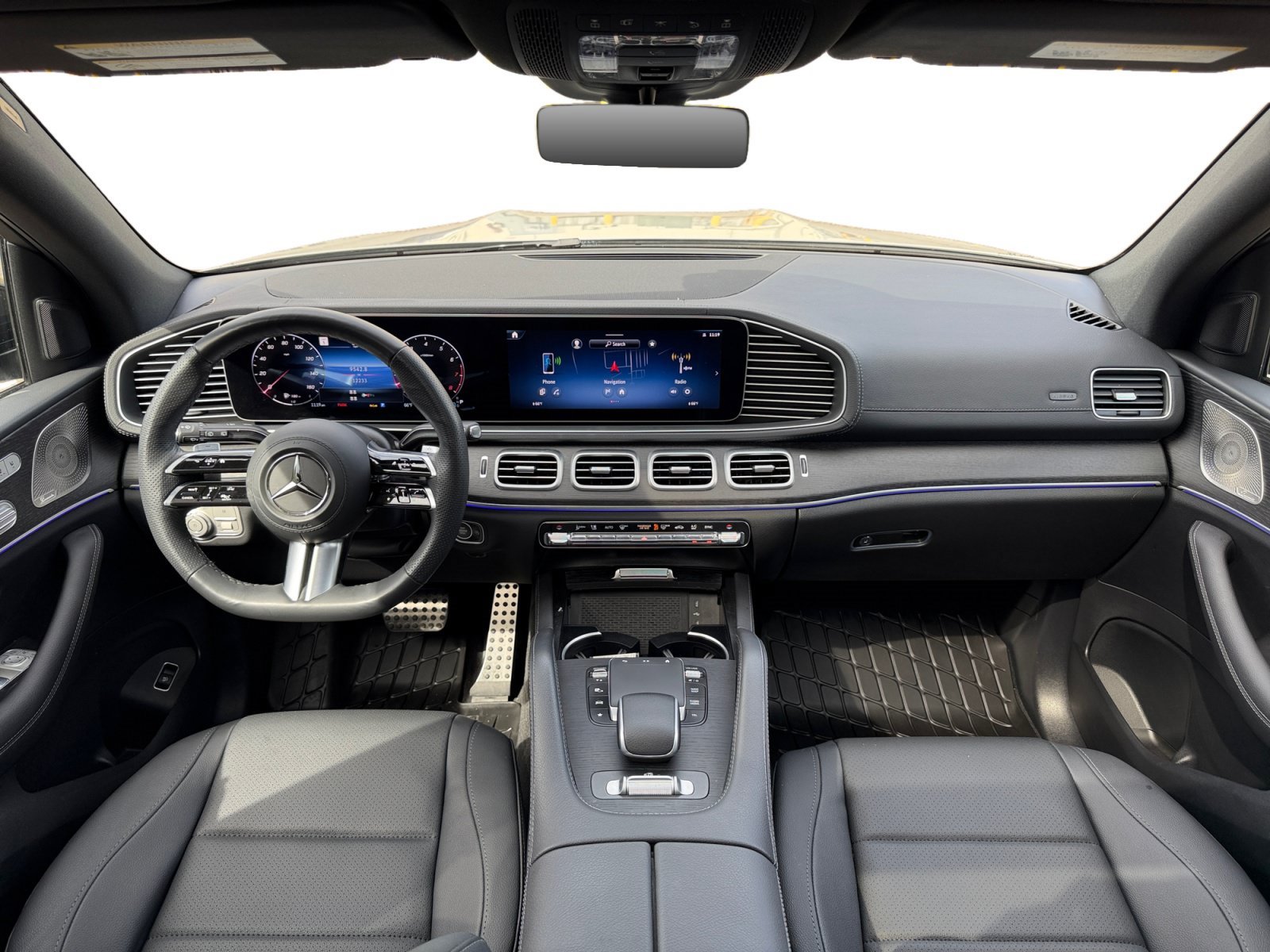 Used 2024 Mercedes-Benz GLS 450 4MATIC image 19