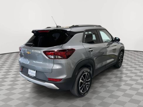 Used 2025 Chevrolet TrailBlazer LT FWD image 7