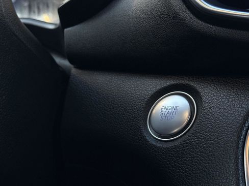 Used 2019 Hyundai Santa Fe AWD image 21