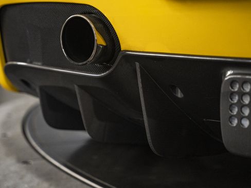 Used 2018 Ferrari 488 Spider RWD image 24