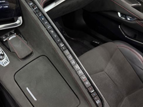 Used 2021 Chevrolet Corvette 3Lt w/ Z51 Performance Package image 38