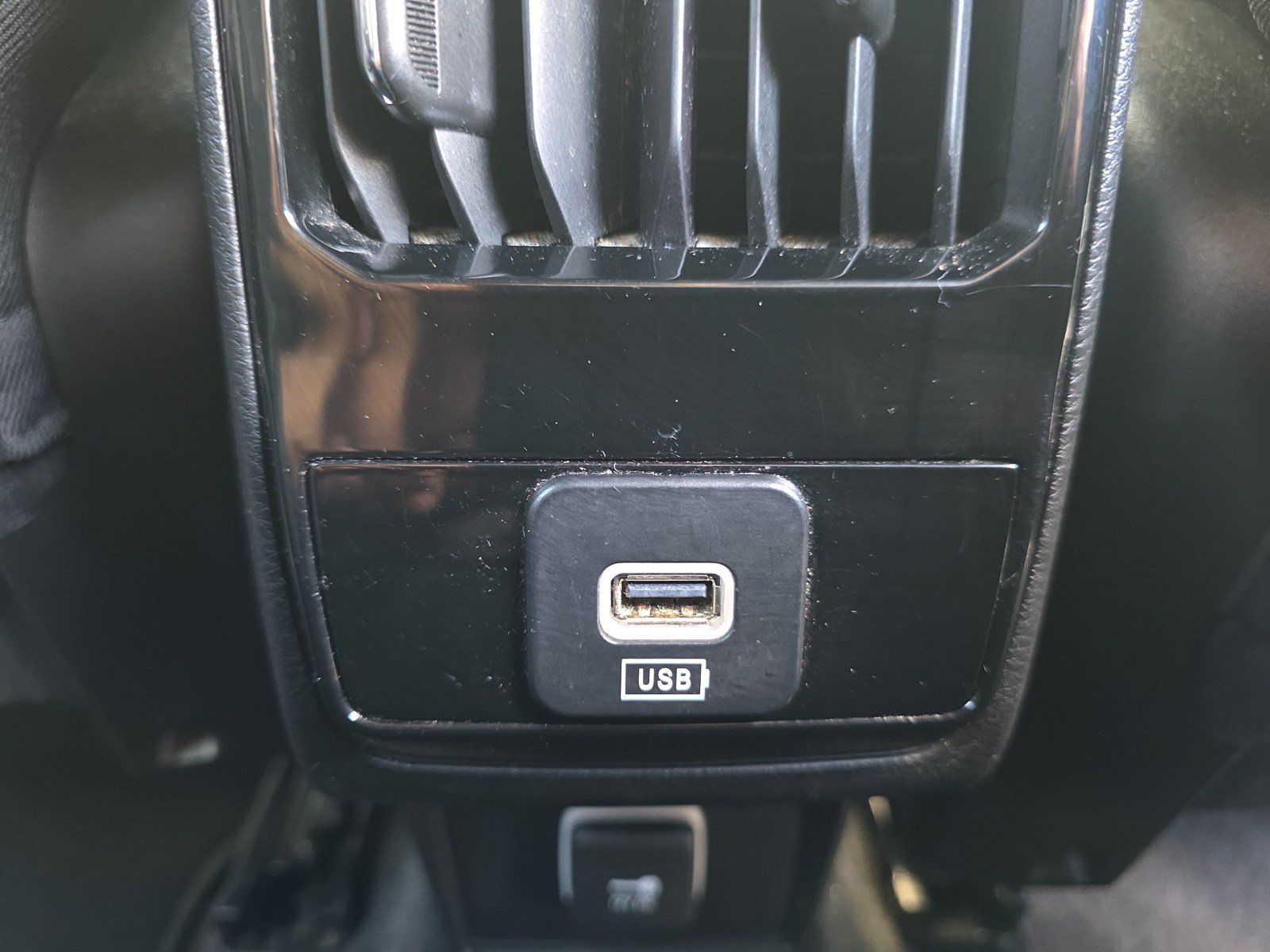 Used 2024 Jeep Compass Latitude AWD/4WD image 20