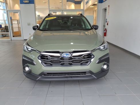 Certified 2024 Subaru Crosstrek 2.5i Limited w/ Crosstrek Mirror Package AWD/4WD image 2