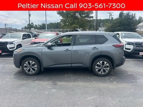 Certified 2023 Nissan Rogue SV w/ SV Premium B Package FWD image 3