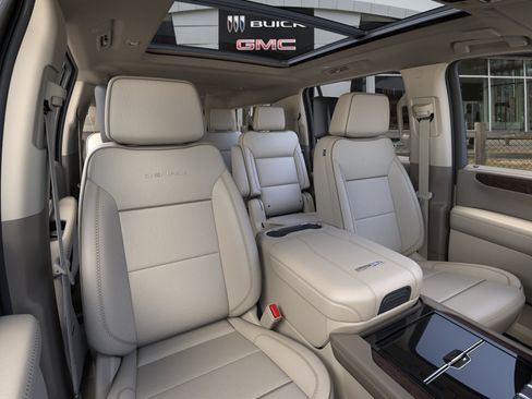 New 2026 GMC Yukon XL Denali w/ Denali Reserve Package AWD/4WD image 16
