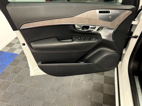 Used 2022 Volvo XC90 T6 Inscription w/ Advanced Package image 5