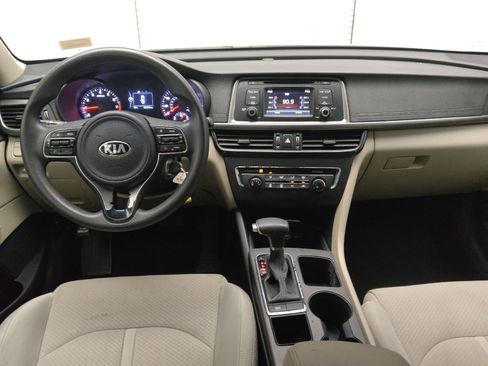 Used 2016 Kia Optima LX image 22