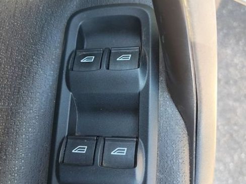 Used 2015 Ford Fiesta SE FWD image 15