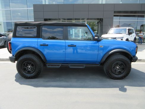 Used 2023 Ford Bronco Wildtrak AWD/4WD image 12