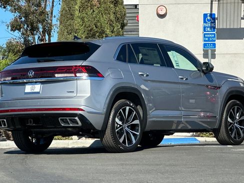 New 2025 Volkswagen Atlas Cross Sport SEL Premium R-Line image 5