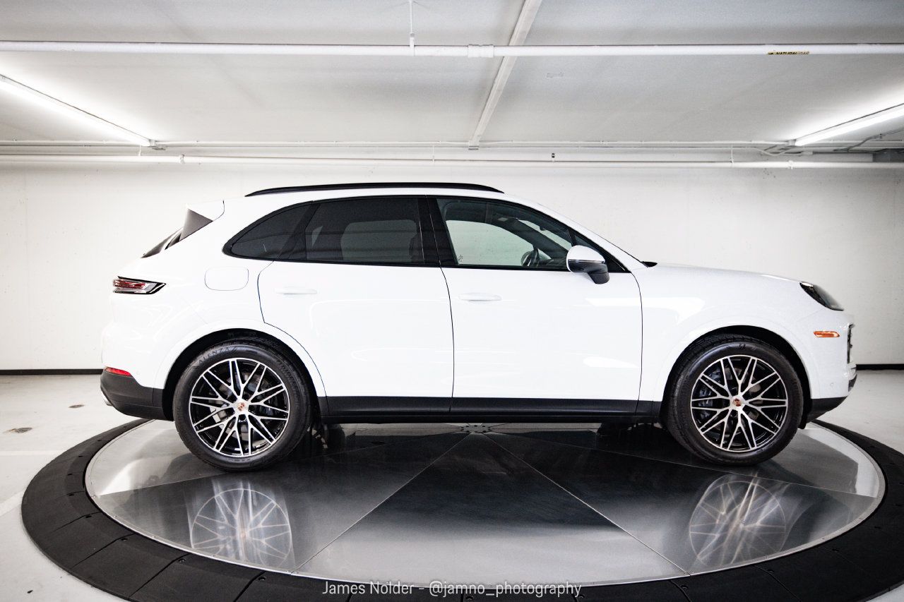 Certified 2026 Porsche Cayenne AWD/4WD image 8