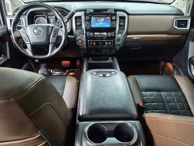Used 2018 Nissan Titan Platinum Reserve w/ Platinum Utility Package RWD image 18