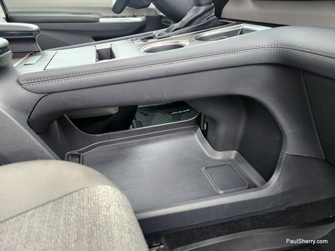 Used 2024 Toyota Sienna LE image 35