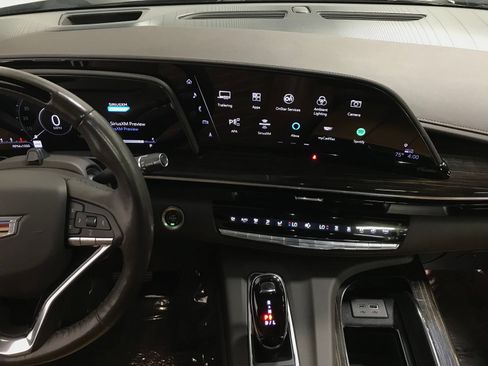 Used 2022 Cadillac Escalade Sport w/ Touring Package AWD/4WD image 5
