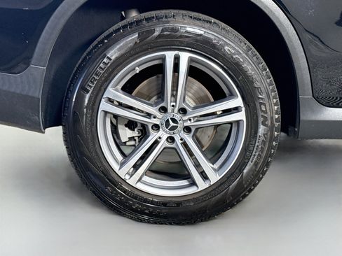 Used 2022 Mercedes-Benz GLC 300 4MATIC image 33