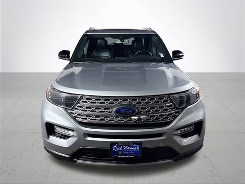 Used 2020 Ford Explorer Limited image 3