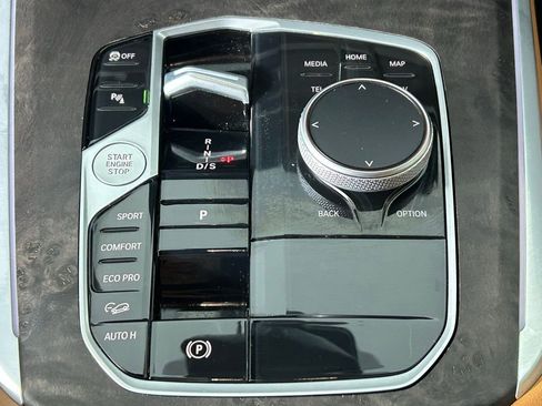 Used 2024 BMW X5 xDrive40i w/ M Sport Package image 26