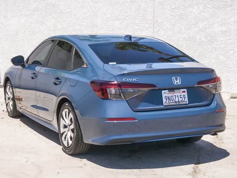 Used 2025 Honda Civic LX image 7