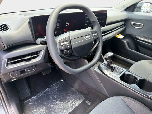 New 2026 Kia K4 FWD image 18