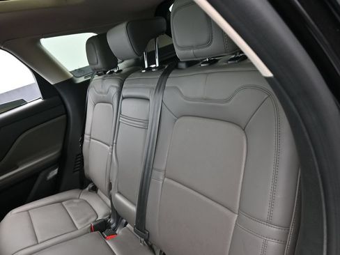 Used 2024 Lincoln Corsair Grand Touring AWD/4WD image 33