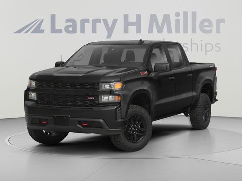 Used 2019 Chevrolet Silverado 1500 Custom Trail Boss w/ Custom Convenience Package AWD/4WD image 1