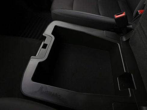 Used 2025 Chevrolet Silverado 1500 Custom RWD image 30
