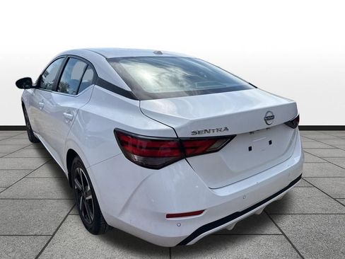 Used 2025 Nissan Sentra SV image 7