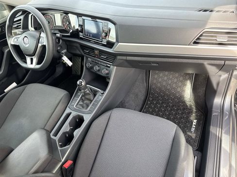 Used 2019 Volkswagen Jetta S w/ Driver Assistance Package image 29