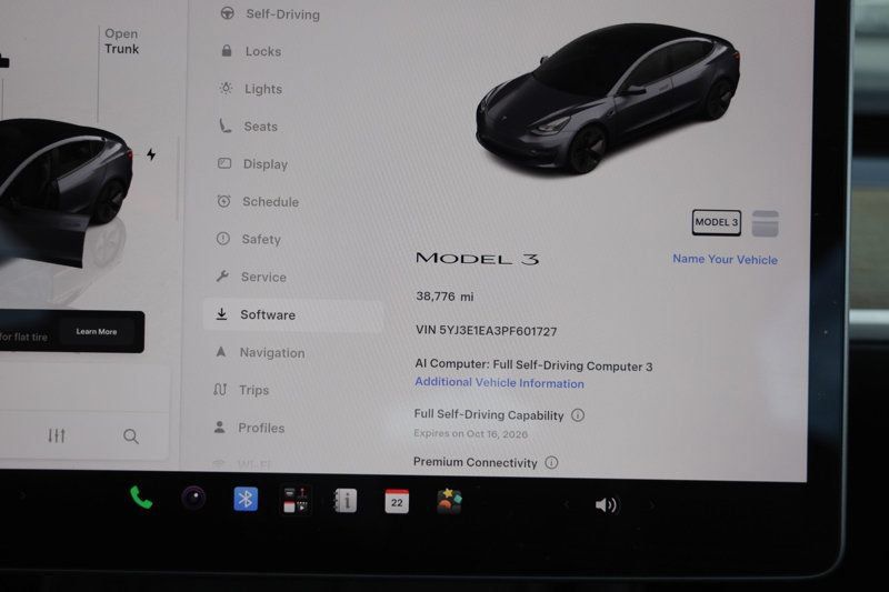 Used 2023 Tesla Model 3 Standard Range RWD image 37