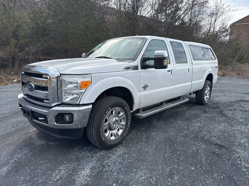 Used 2015 Ford F350 Lariat w/ Lariat Ultimate Package image 2