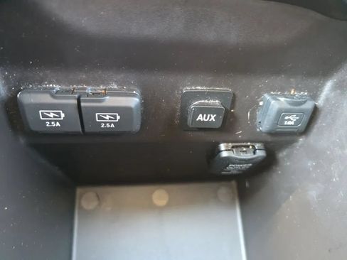 Used 2017 Acura MDX SH-AWD image 36