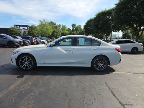 Used 2020 BMW 330i xDrive Sedan w/ Premium Package AWD/4WD image 3