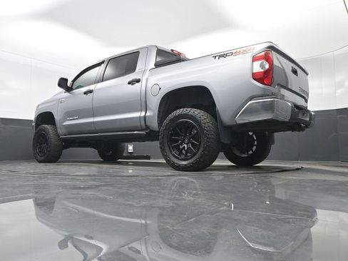 Used 2018 Toyota Tundra SR5 w/ TRD Off Road Package image 28