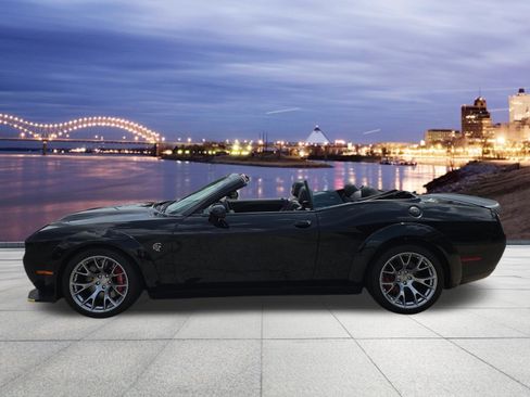 New 2023 Dodge Challenger SRT Hellcat RWD image 2