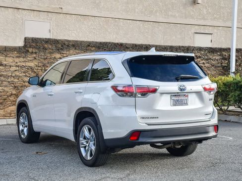 Used 2015 Toyota Highlander Limited Platinum image 8
