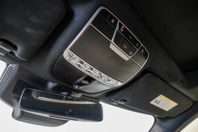 Used 2019 Mercedes-Benz S 560 4MATIC Sedan image 28