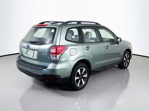 Used 2017 Subaru Forester 2.5i w/ Alloy Wheel Package AWD/4WD image 9