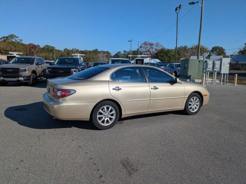 Used 2002 Lexus ES 330 image 3