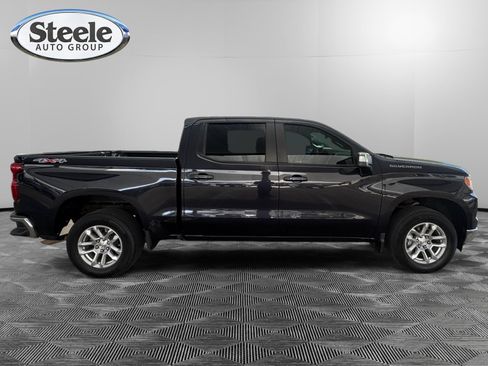 Used 2023 Chevrolet Silverado 1500 LT AWD/4WD image 6