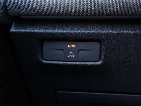 New 2025 Volkswagen Tiguan S image 18