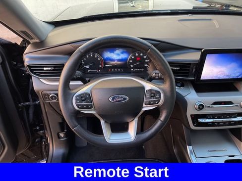 Used 2024 Ford Explorer XLT w/ Equipment Group 202A AWD/4WD image 13
