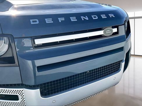Certified 2023 Land Rover Defender 110 S AWD/4WD image 31