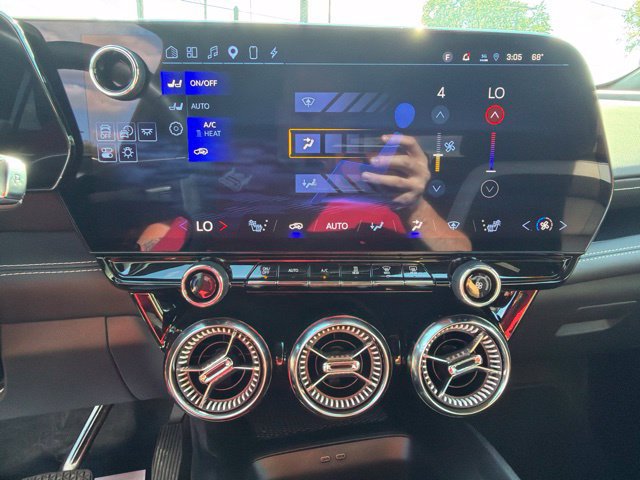 Certified 2024 Chevrolet Blazer EV LT AWD/4WD image 20