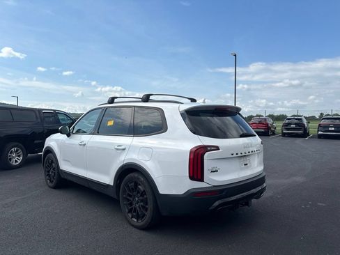 Certified 2022 Kia Telluride EX w/ EX Premium Package AWD/4WD image 5